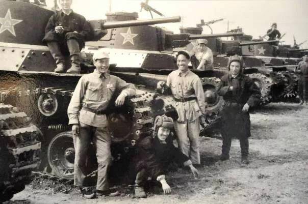 解放天津的东北野战军战车团，装备的日军“九七改中战车”基本是自己拼凑零件修复的