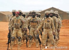 装备比我军还好，索马里特种部队全身美式装备