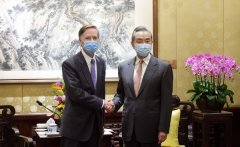 美国防文件渲染“中俄威胁”，学者：一如既往延续零和冷战思维