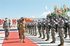 中国第19批赴黎巴嫩维和官兵荣获联合国和平勋章