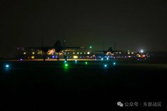 子夜升空，展开战斗！