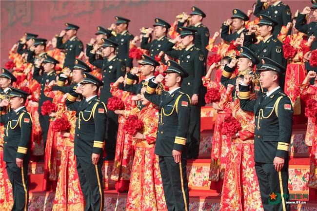 别惦记啦！116名“东风快递小哥”脱单