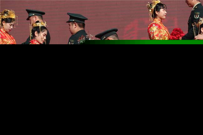 别惦记啦！116名“东风快递小哥”脱单