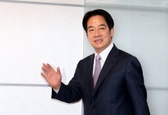 解放军机舰进逼台北仅50海里