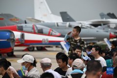 空军航空开放活动·长春航空展迎来首个公众日