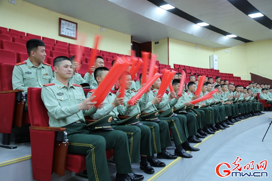 “乒”搏进取，武警官兵赛出“国球”风采