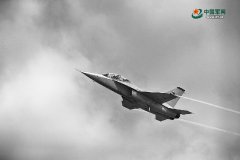 空军石家庄飞行学院探索新型飞行人才培养模式