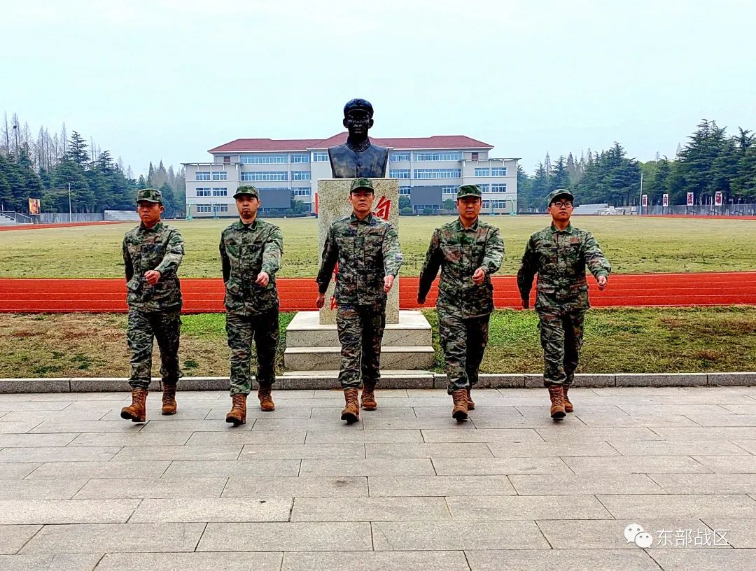 3名博士+2名硕士，直招军官入营！