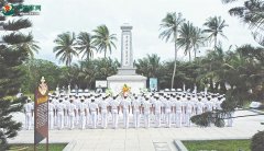 全军官兵通过多种形式祭奠缅怀革命先烈
