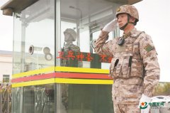 军营观察丨我们在朱日和站岗