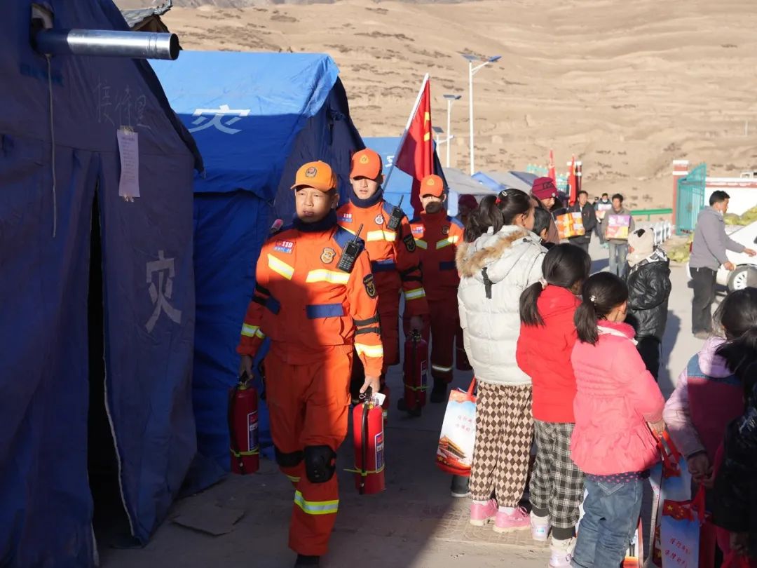 青海省海东市循化县消防救援大队在执行重大任务中开展政治工作纪实