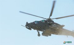 第七十九集团军某陆航旅实战化演练：低空突防