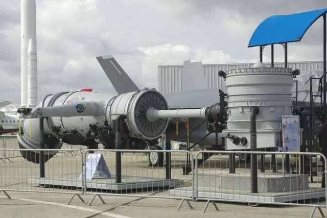 F135-PW-600发动机