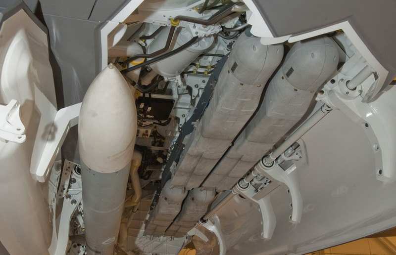 F-35挂载SDB II