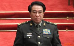 批发式公布30名军老虎落马 中国军网评论说：军