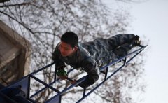 超前培育新型飞行人才，中国空军青少年航校起
