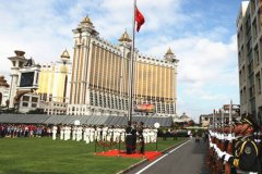 驻澳部队隐于市：赌场离军营一步之遥