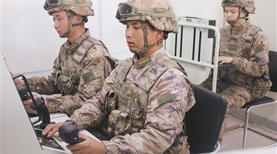 模拟对抗训练。李鹏伦摄
