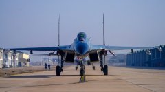 帅！东部战区空军航空兵某旅组织飞行训练