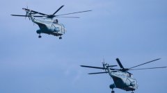 铁翼飞旋！直击南部战区海军航空兵飞行训练