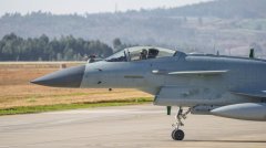 鹰击长空！直击空军航空兵某旅多课目飞行训练
