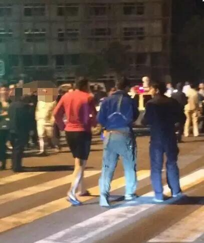东海舰队一架战机在浙江坠毁 飞行员跳伞无恙