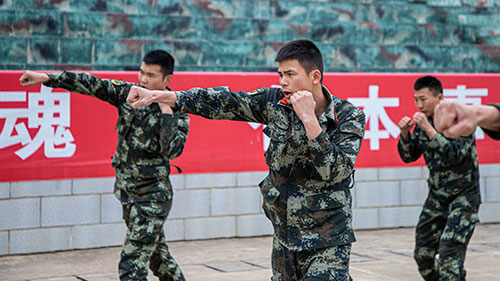 <b>武警广西总队：全程淘汰 锻造过硬“新兵</b>