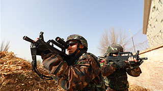 <b>直击现场！武警新疆总队巴音郭楞支队开</b>