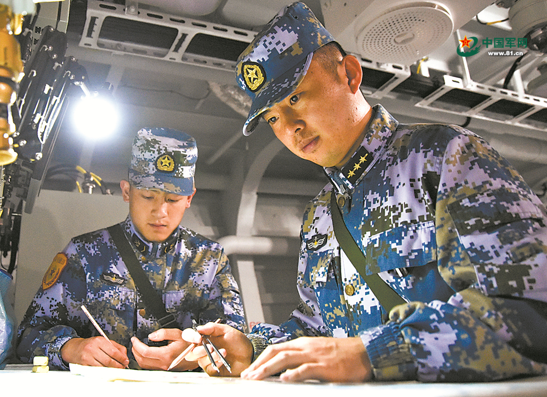 茫茫海天摆战场——东部战区海军某护卫舰支队实战化训练掠影